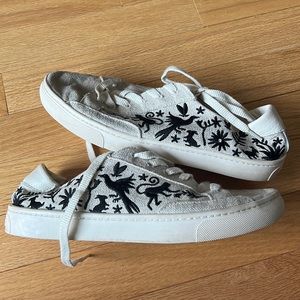 Soludos OTOMI Ivory Sneaker Lace Up SZ8